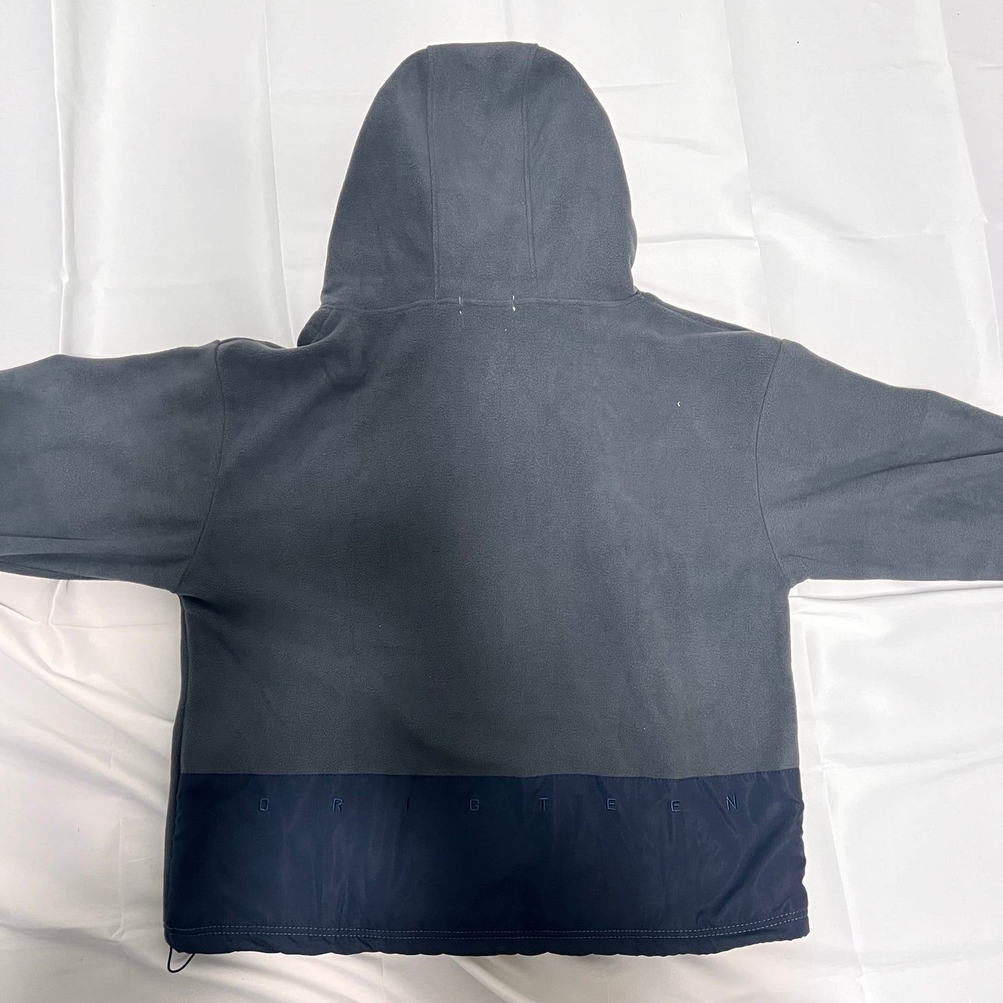 フリースハーフジップフード付きパーカー