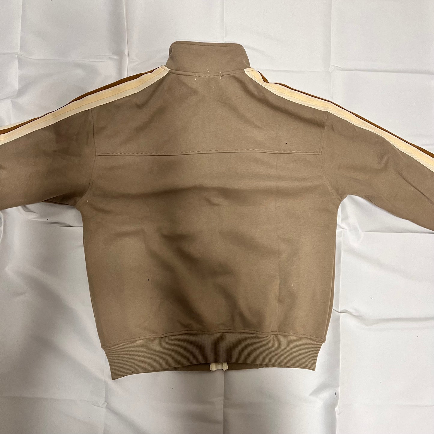 ジャージセットアップ shoundymodel カラー.カーキ　ver.ロゴホワイト