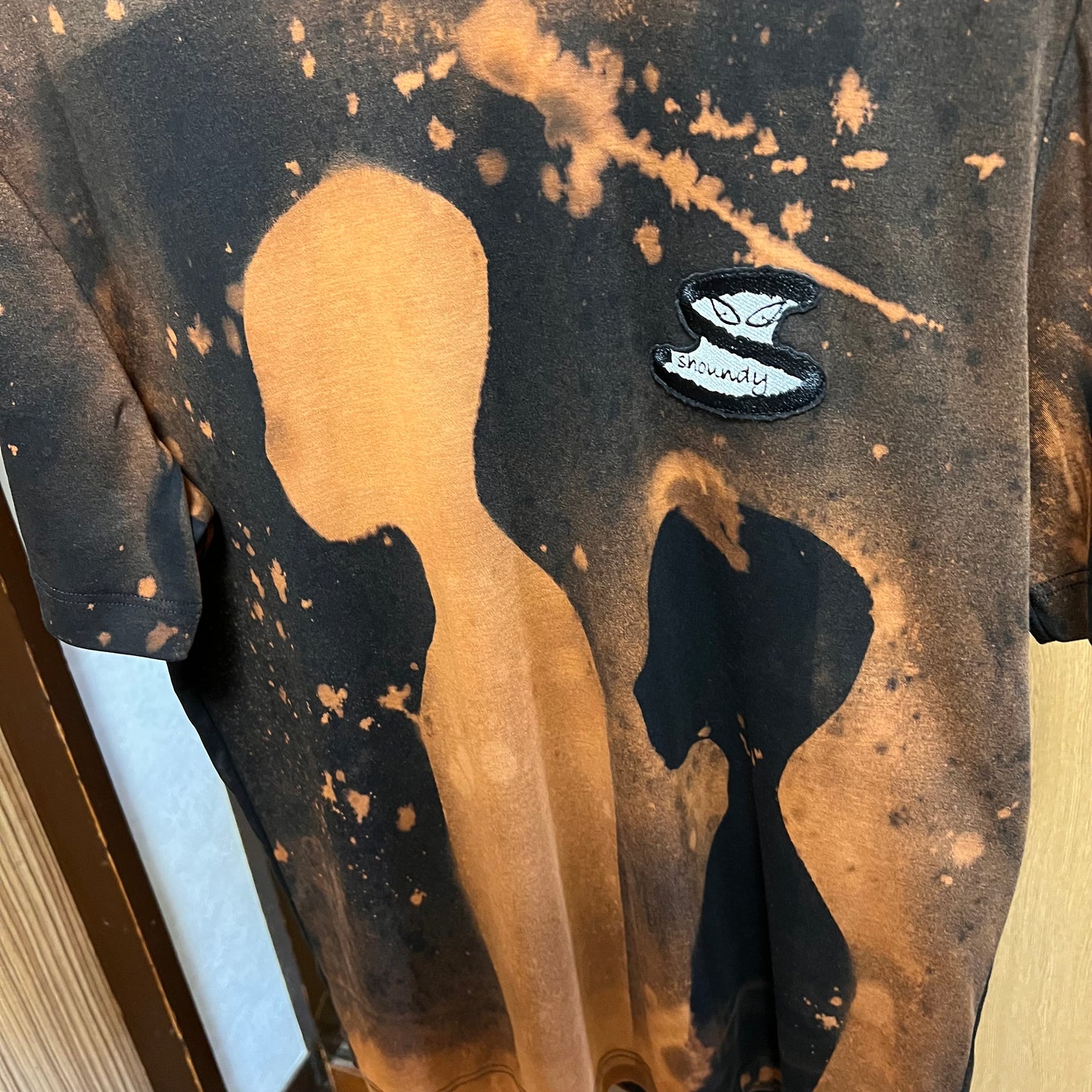 Bleached silhouette tee 03