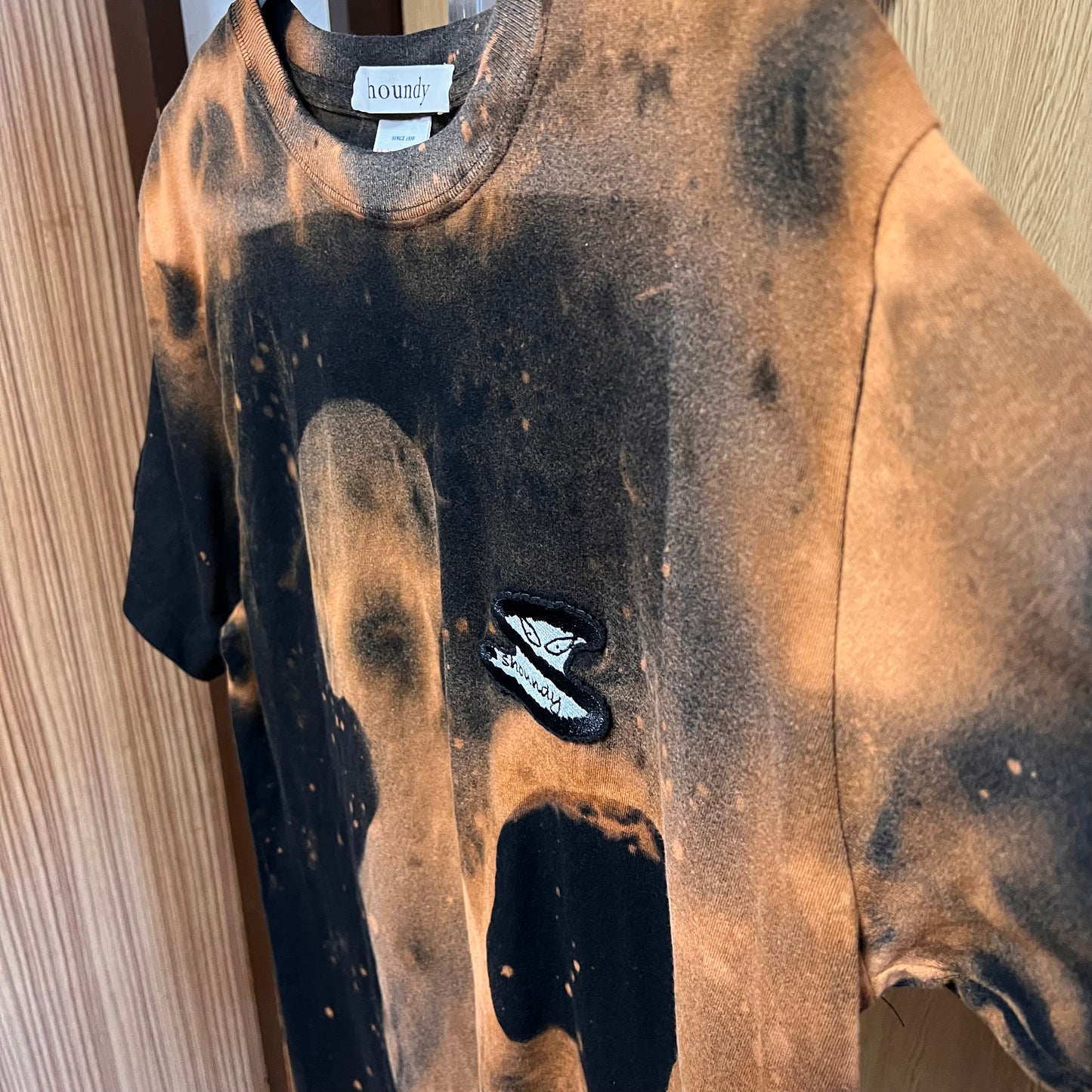 Bleached silhouette tee 02
