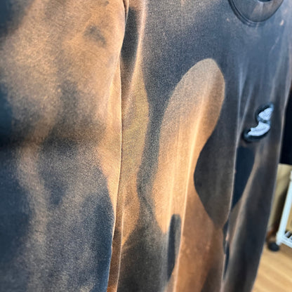 Bleached silhouette tee 01