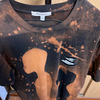 Bleached silhouette tee 03
